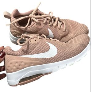 Nike Air Max Motion Rose Pink Size 9